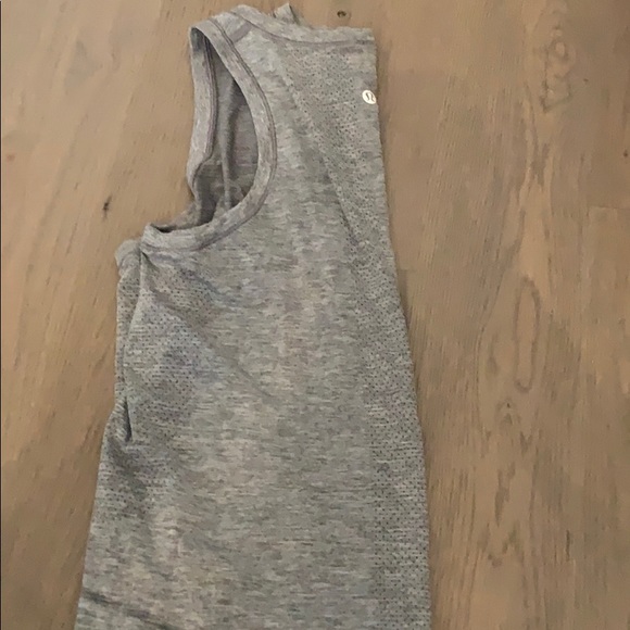 Athletic Tanktop - Picture 2 of 2